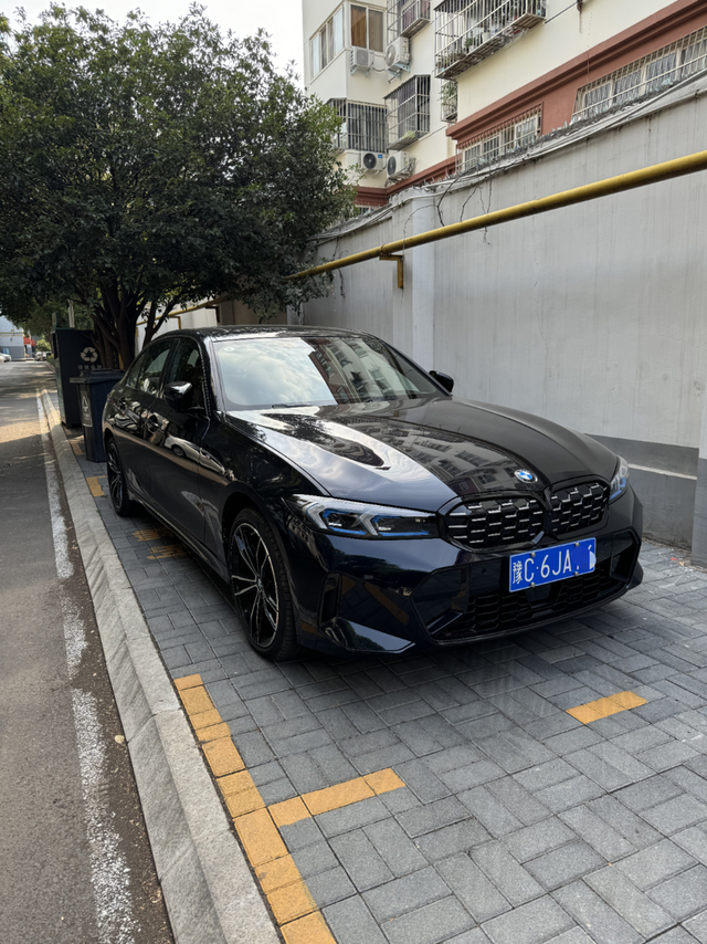 330li提车一周了宝马330li心心念念一个月用于到手里，没有等车查状态码