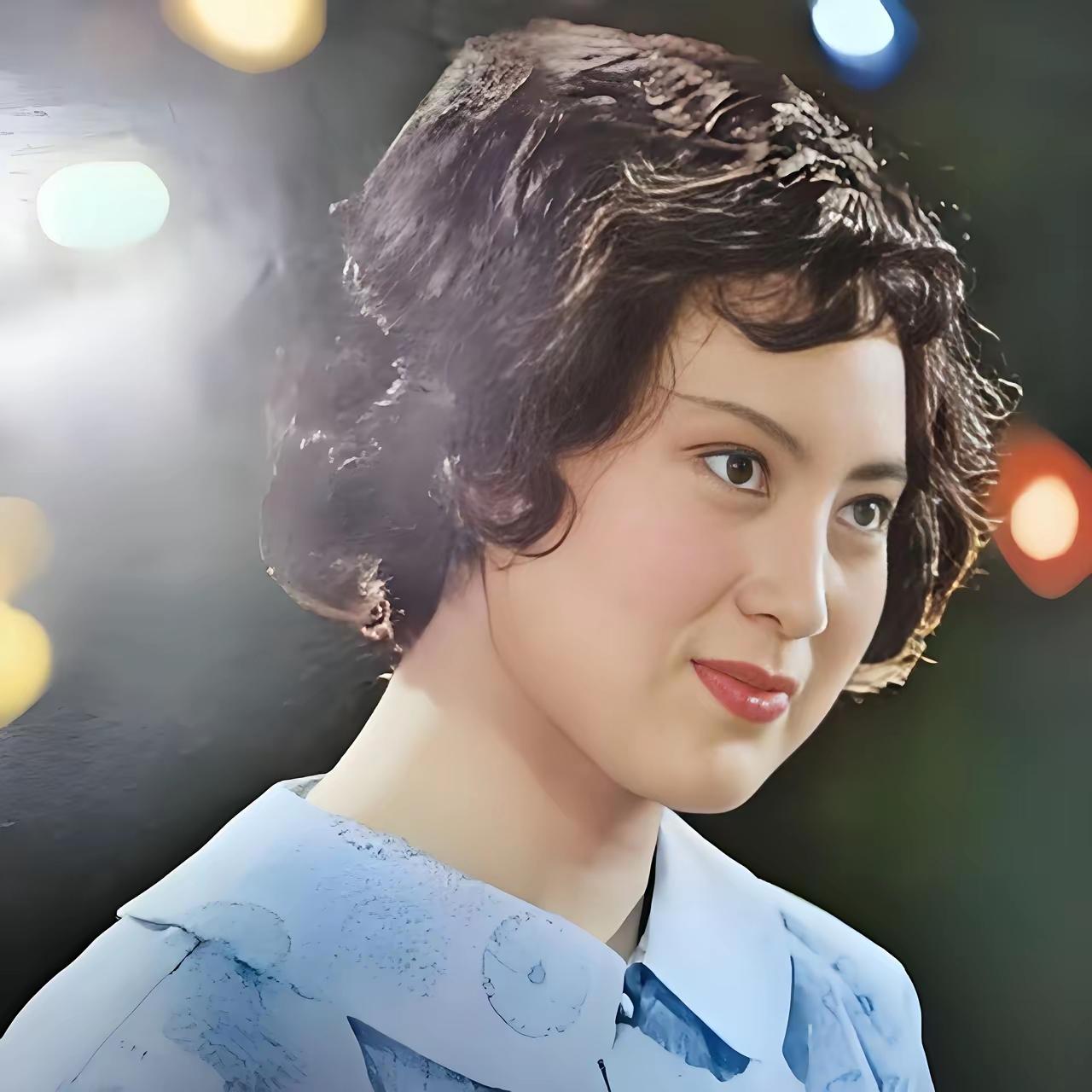 除了傅艺伟，其他的普通人而已宋春丽长的不算太美但是她的演技毋庸置疑[送自己一
