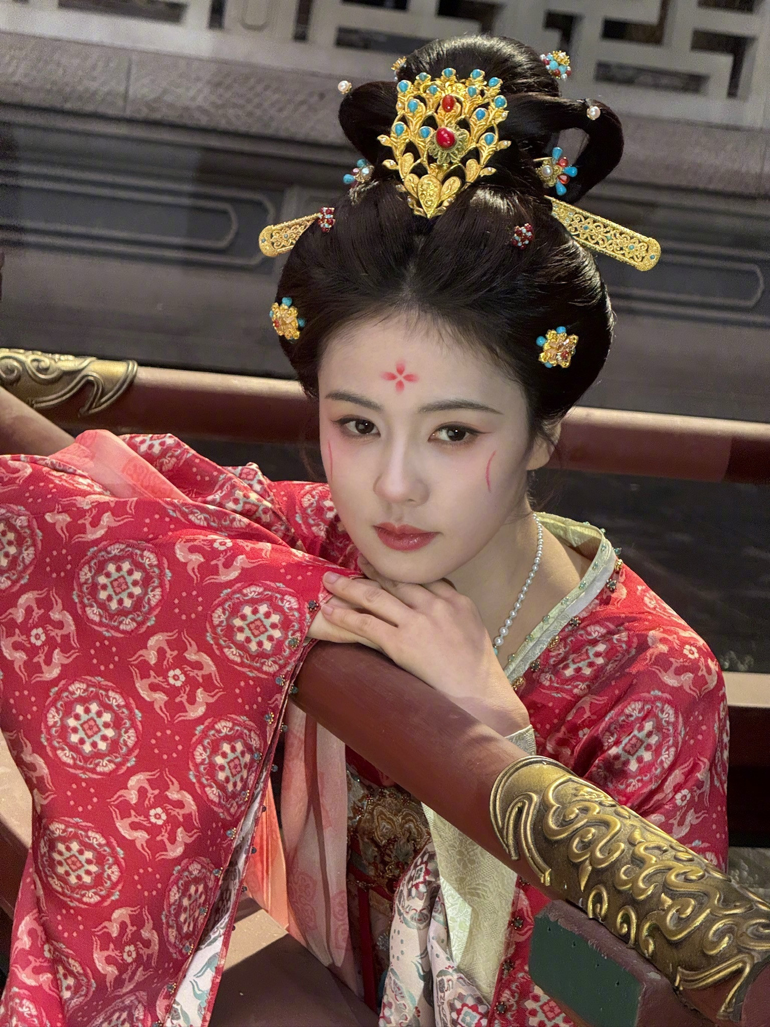 白鹿在复制粘贴的时代，你是手写的诗