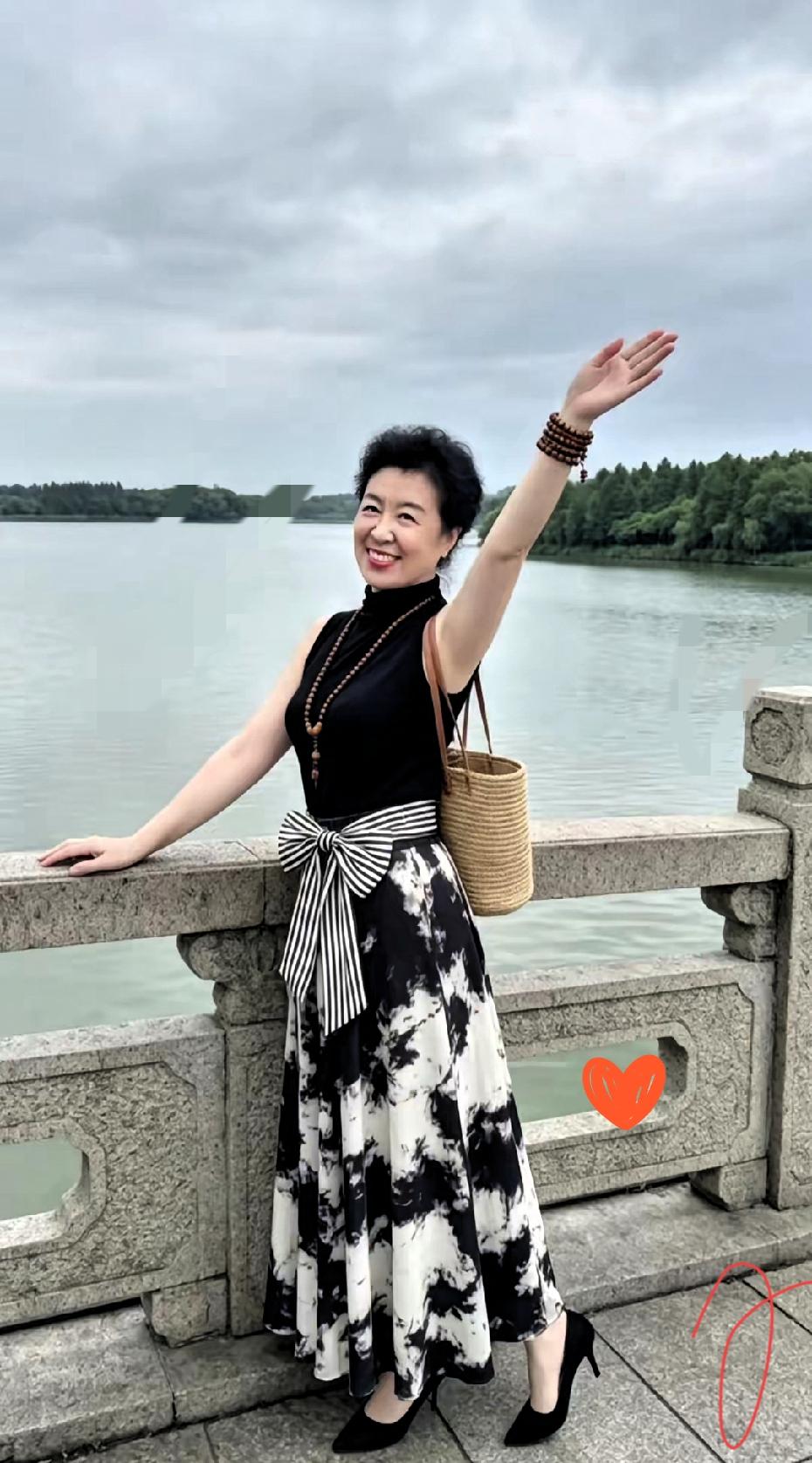 不知道哪里得罪儿媳妇了，不让我带孙子，不让我见，我也不纠结了，不郁闷了，明天准备
