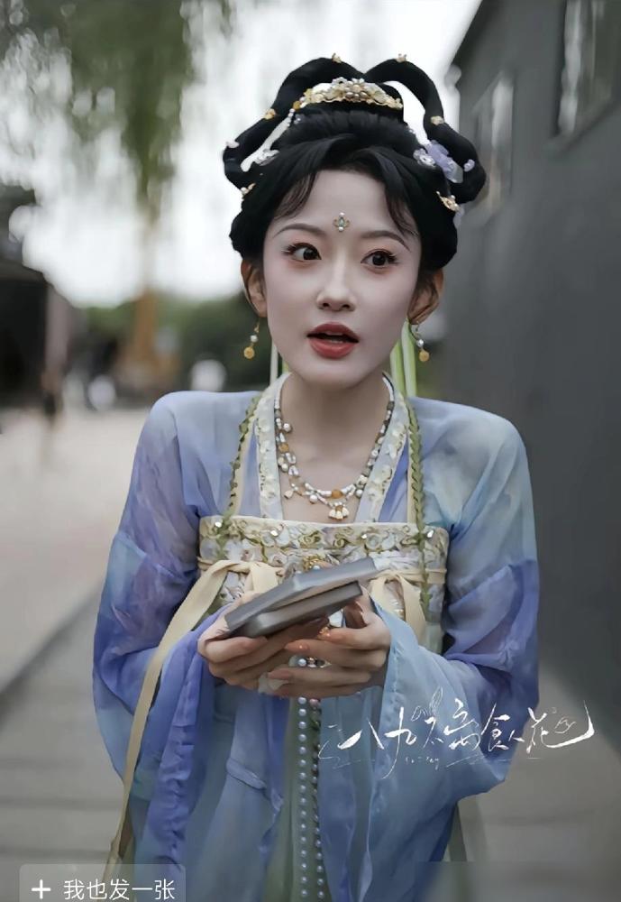 知道韩雨桐会塌房，没想到塌的这么快以后但凡女主是她，原文里大家主要是在吐