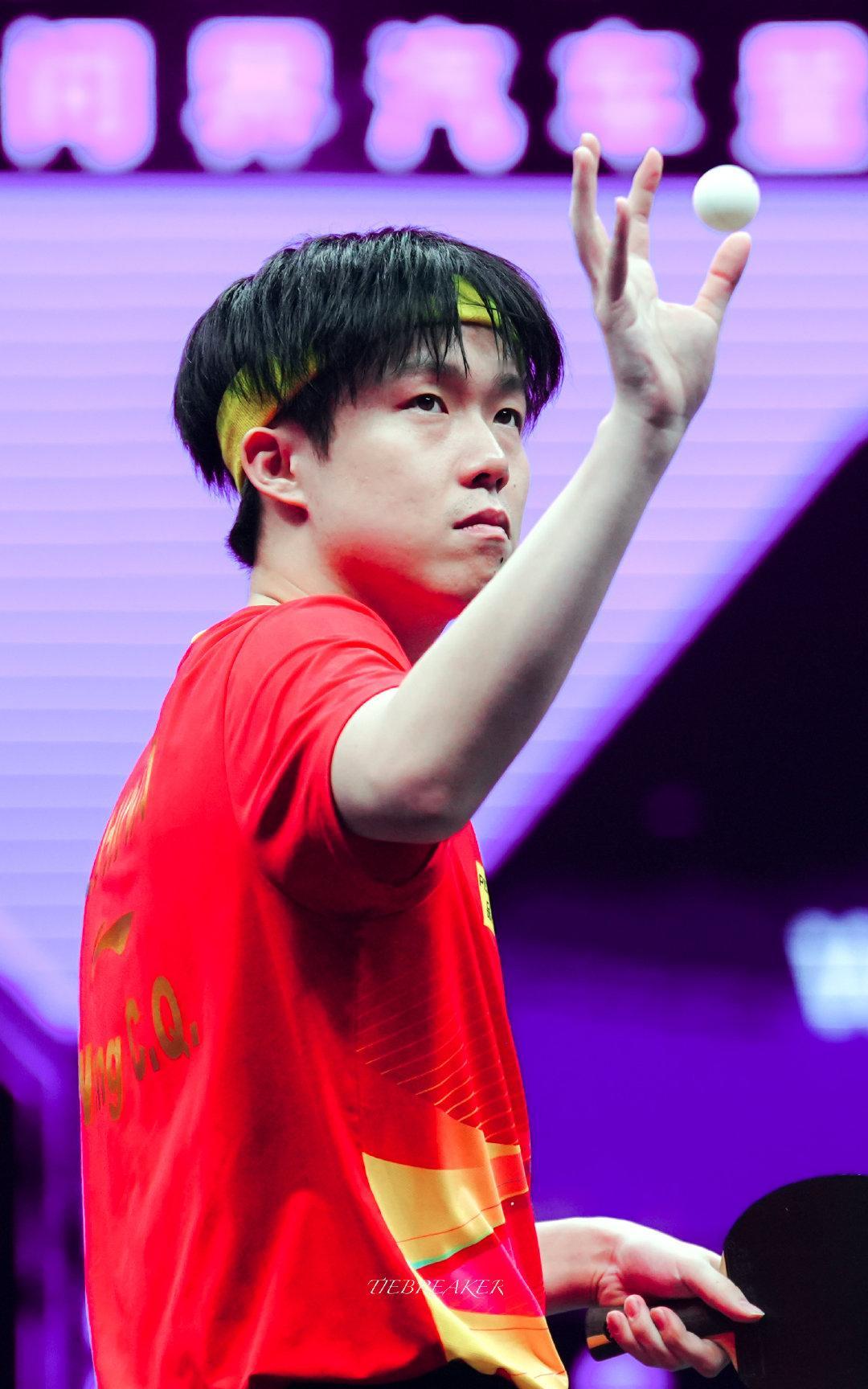 国乒男队断档严重，看看最新排名，王楚钦依旧排在第一，林诗栋下滑到第三，如果接下来