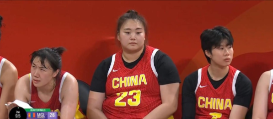 教练追着你讲话，你却连头都不回，接下来会发生什么？ 有描述称，刘禹彤被换下后