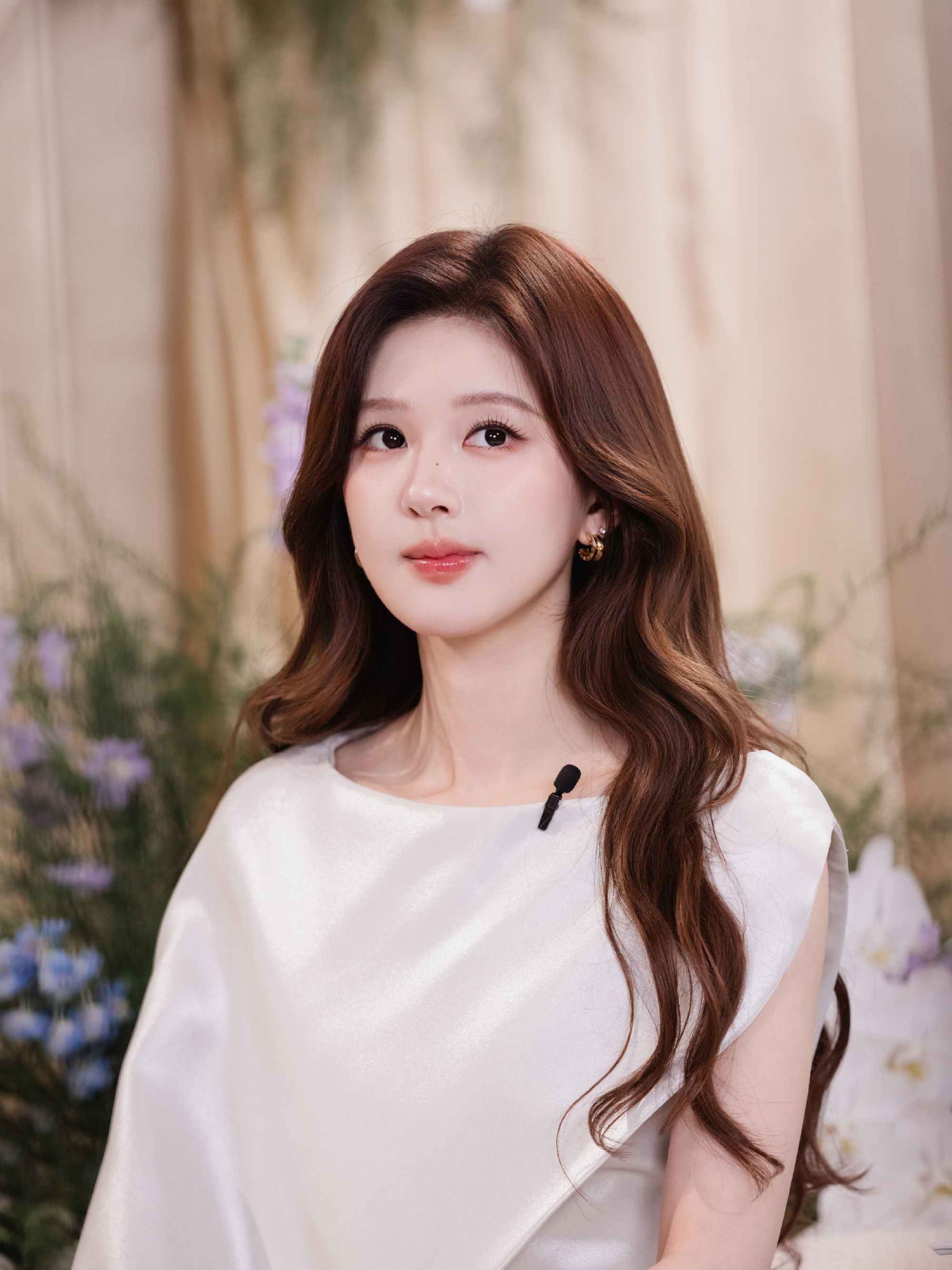1.赵露思报名了第69届格莱美奖的年度制作、年度歌曲、最佳流行表演三项大奖。2.