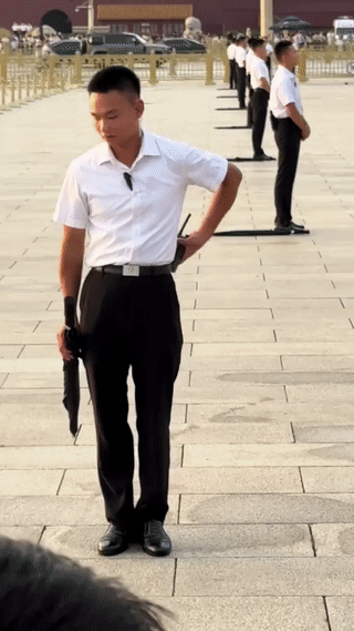 这些在北京天安门广场上执勤的人可不是普通的安保人员！他们都是隶属于武警部队的便