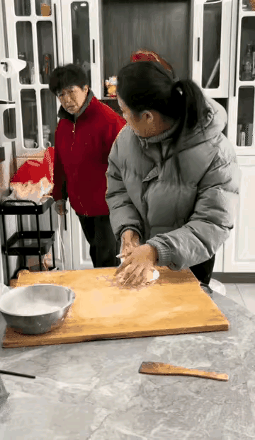 这样的闺女，还敢要彩礼吗？[捂脸哭][捂脸哭][捂脸哭]