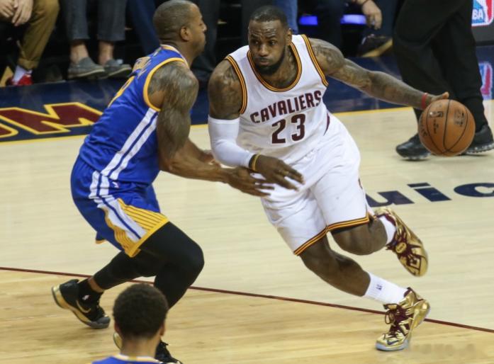 近日，前NBA总决赛MVP伊戈达拉接受了ESPN的采访。曾在总决赛舞台上与詹姆斯