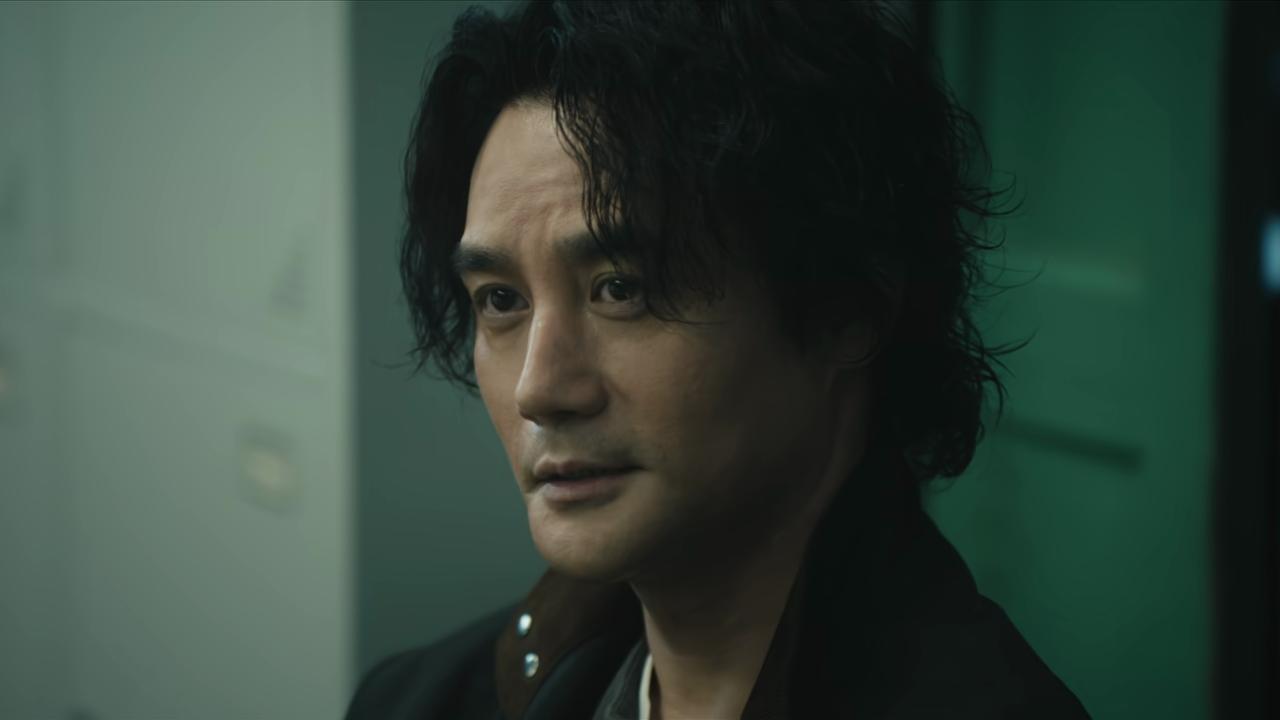 《交锋》终于明白，马憩为什么要给何春晓讲，刘青石前辈事迹的原因了。马憩主动辞