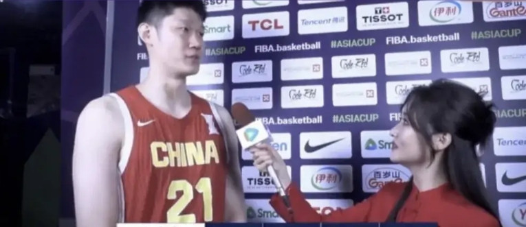 不知道下一次赛事胡金秋还打不打，如果他不打了，他这个位置有谁可以接替呢？之前以为
