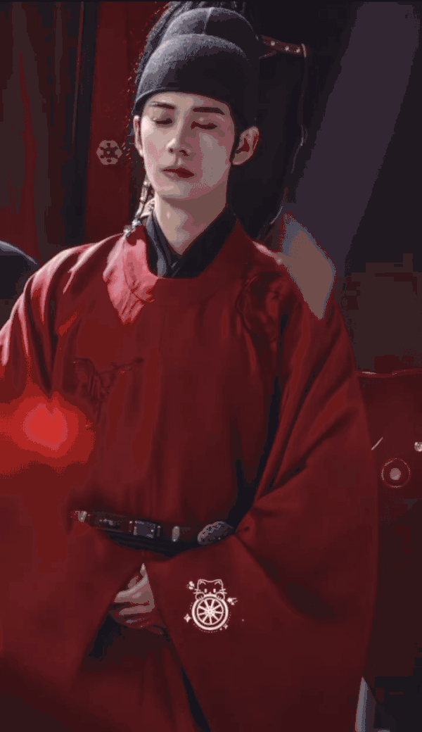 我每次看见都得夸陈星旭的仪态，松弛并且挺拔