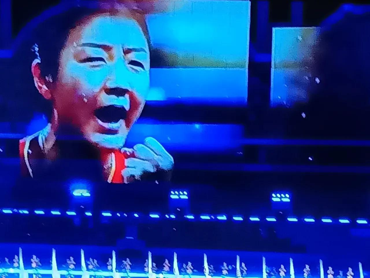 没想到陈梦和樊振东出现在全运会大屏幕上，这叫人气最高世界第一的孙颖莎和王楚欣粉丝