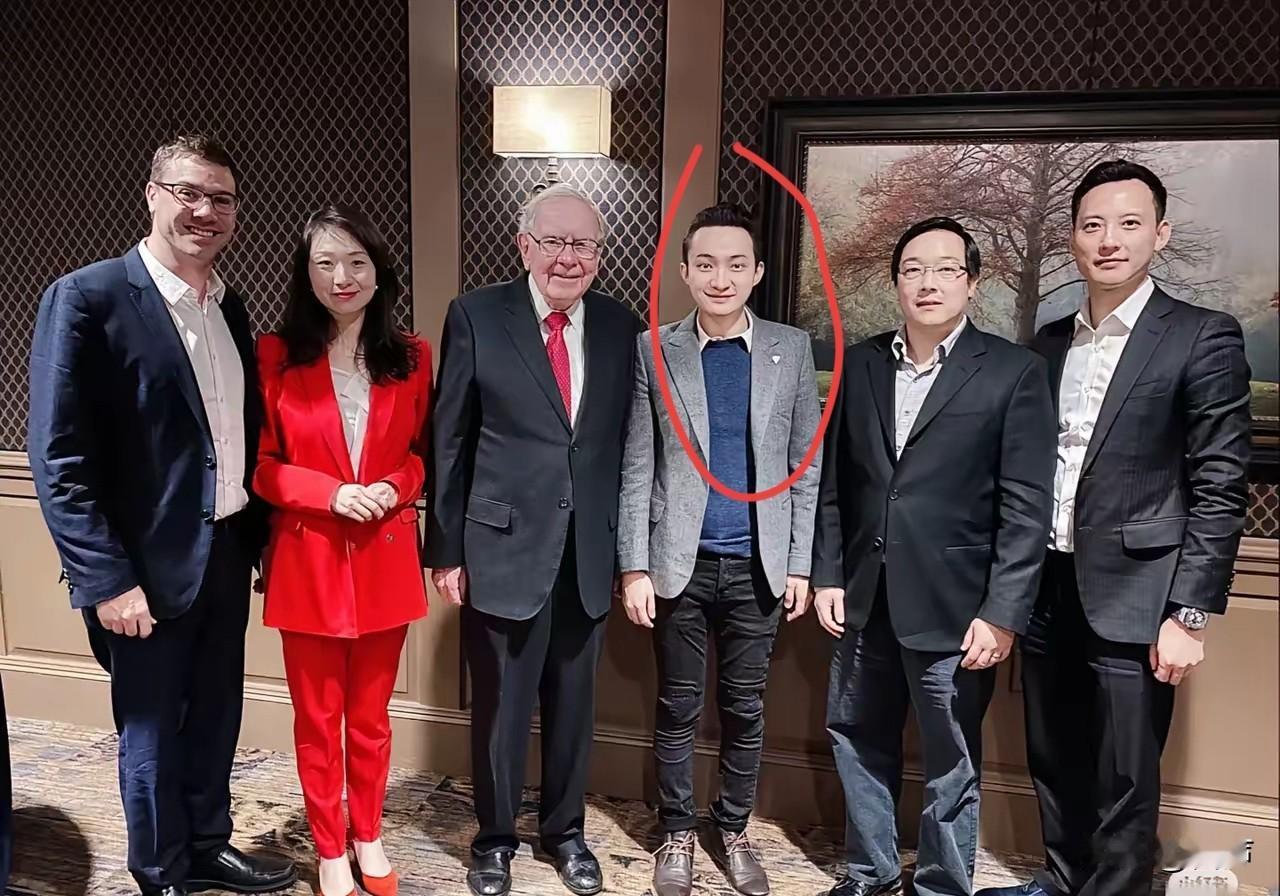 看了孙割的照片想破脑袋都没想通，大漂亮为啥能看上他，长相没有，像没长开，难道真
