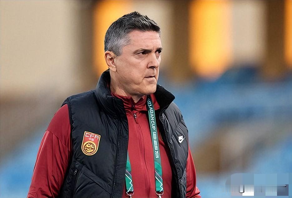 安东尼奥执教能力好不好，我不知道，但我敢确定，他真的很适合这支U23国足！