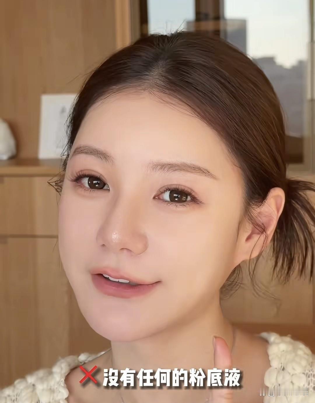 马筱梅挺八月孕肚带货，孕晚期脸部浮肿，骨架增大，越来越母性