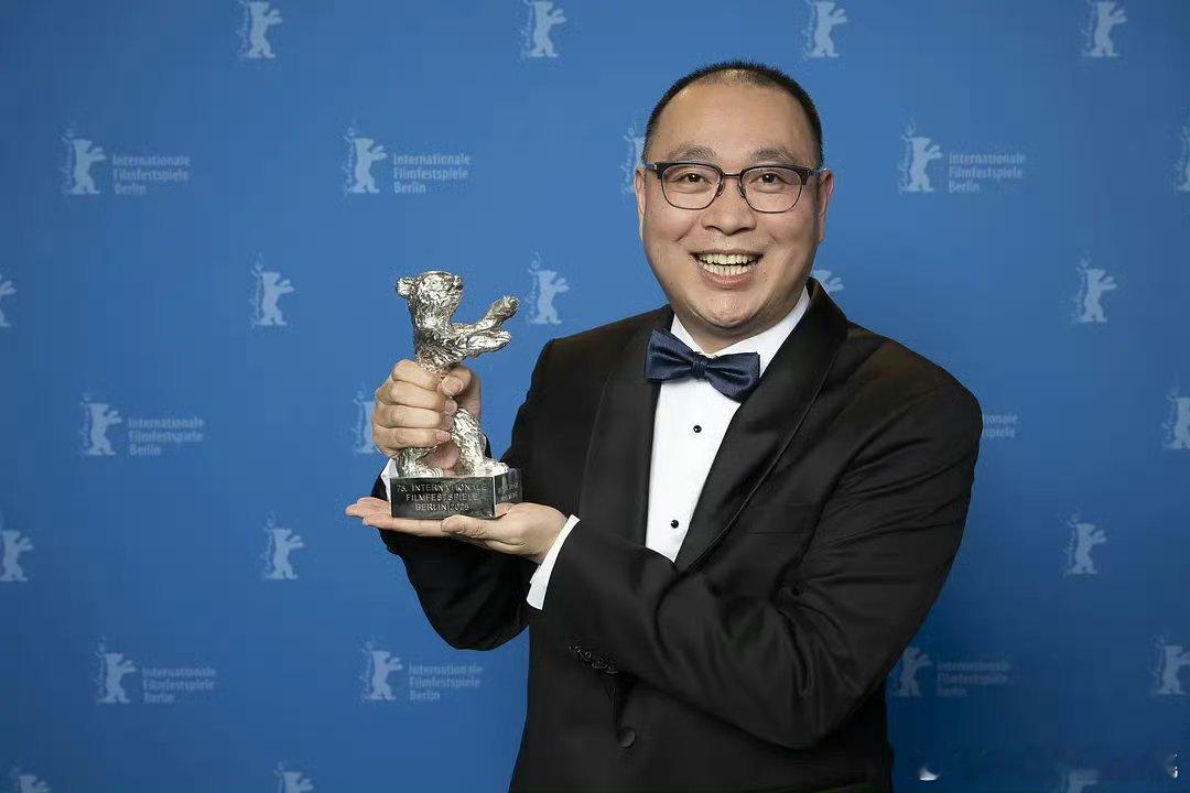 今年华语电影人成绩不错，均有华语片入围主竞赛单元并获奖！柏林电影节最佳导演：《生
