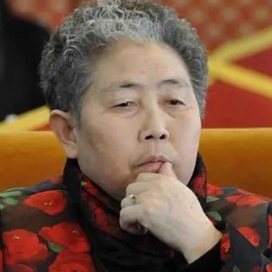 我敢打包票，现在全网最讨厌的人就是陶华碧，不是因为她的老干妈一年赚了54亿，