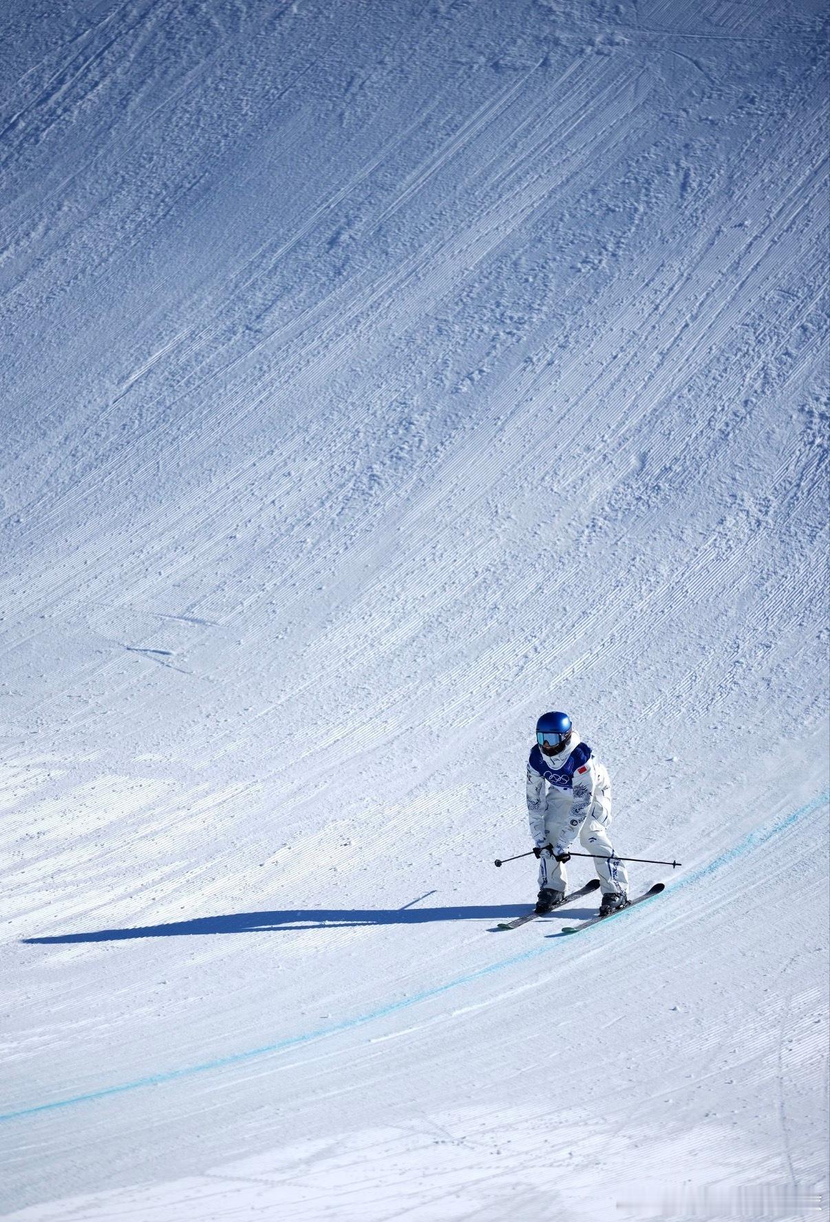 谷爱凌第二轮75.30分从1.26分到75.30分，谷爱凌用第二滑完成了最燃的逆