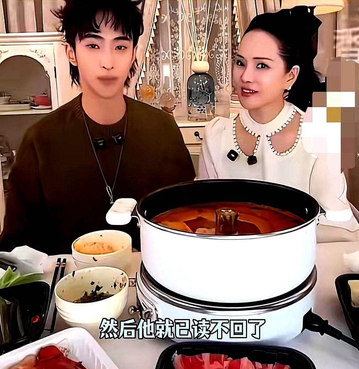 “还会来6趟，下次吧。”庾澄庆一条信息，直接把儿子哈利干沉默了。直播间里，