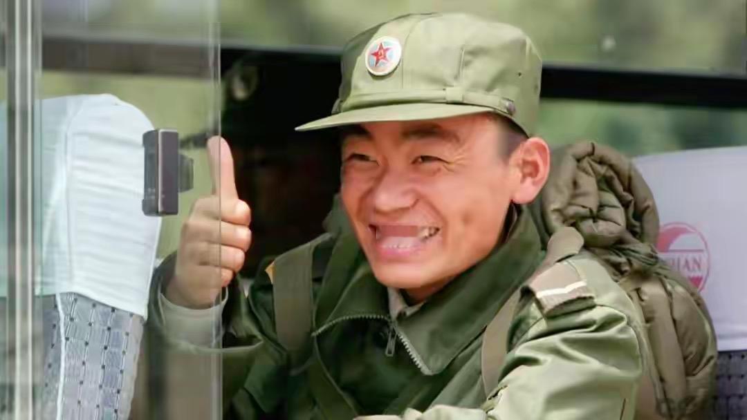 士兵突击里，成才到红三连为什么没被“重用”？我发现很多人对草原五班这种小散远