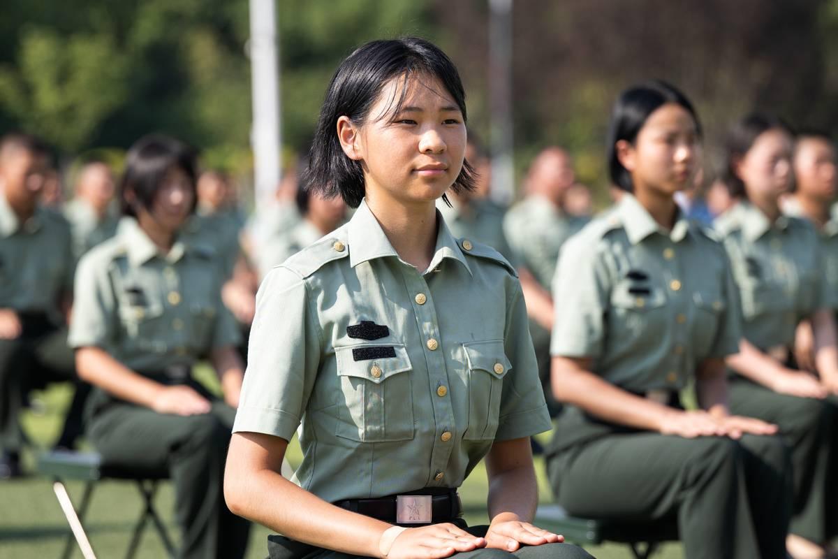 杨子筠，女，17岁，江西瑞金人，瑞金一中毕业生，信息支援部队工程大学2026级新
