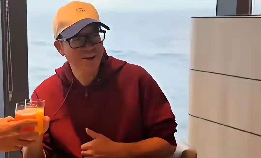 俞敏洪的“南极鸡汤”，为啥员工一口都不想喝？老板在南极的豪华邮轮上，感慨企鹅