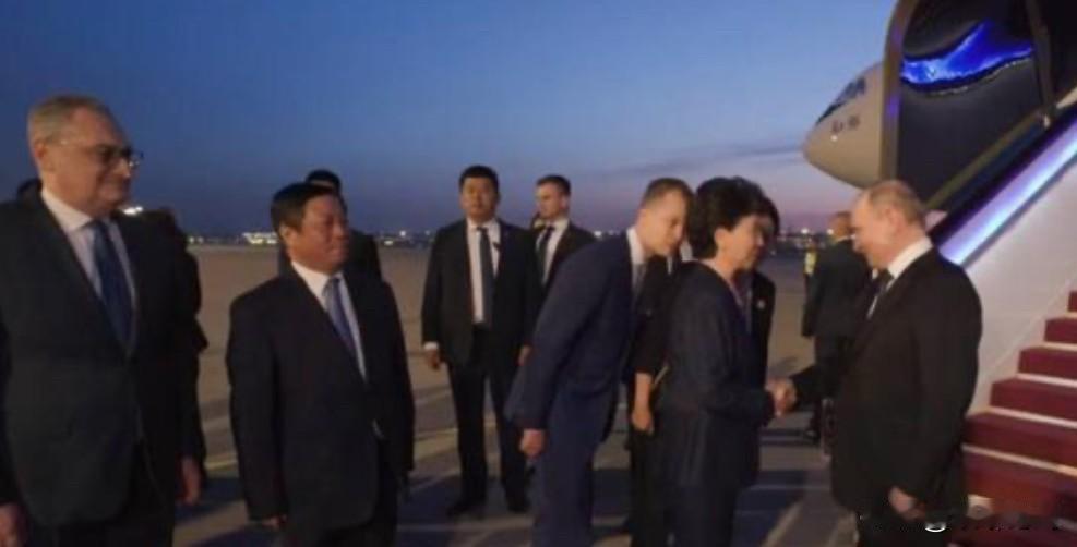 春节普京敲定访华！3个关键信号，中俄再上新台阶大年初一炸消息！普京2026上