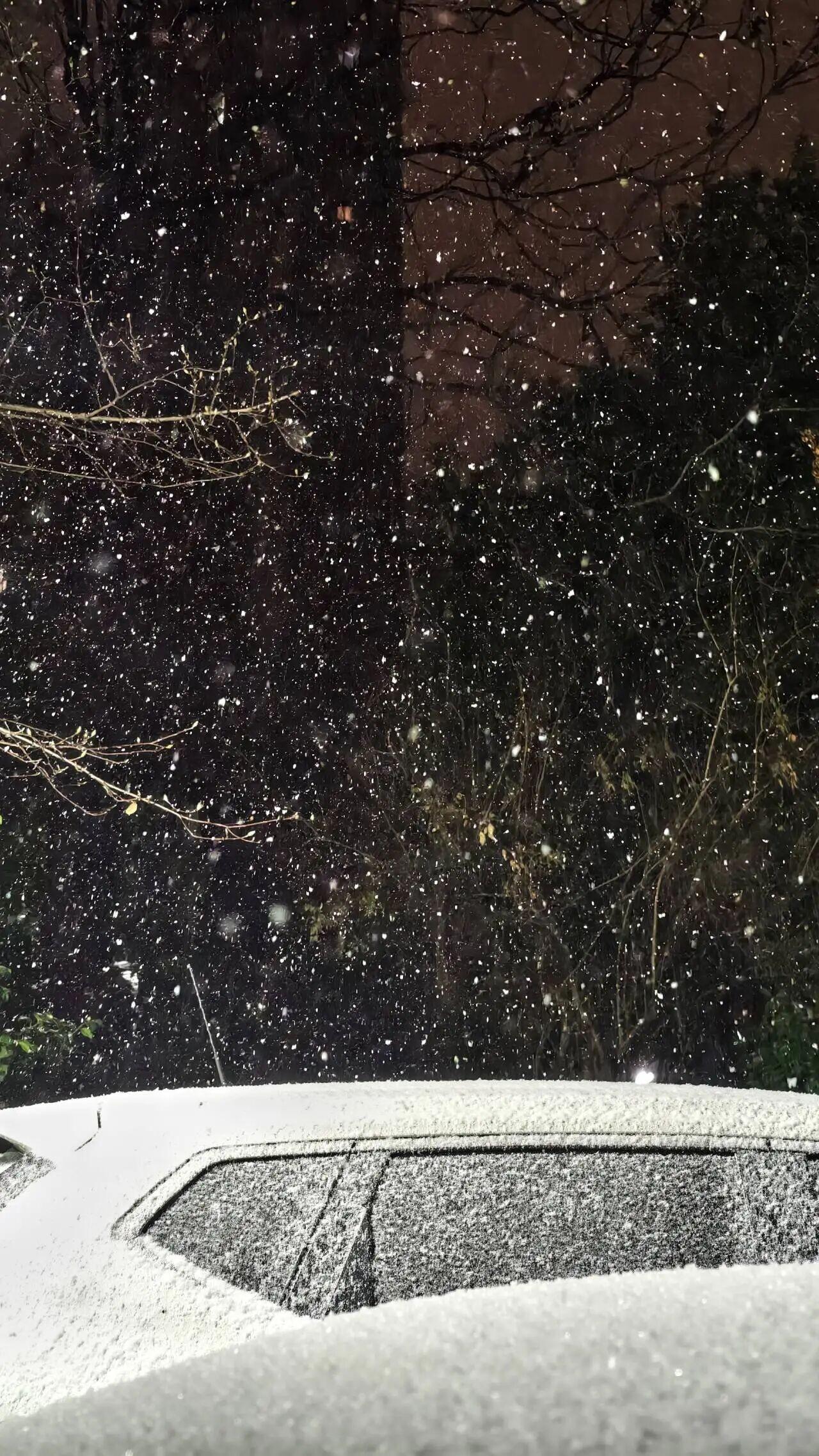 这几天一些人对“鸡”的质疑，已经不是“鸡”的本事，而是一场有计划的对董宇辉又