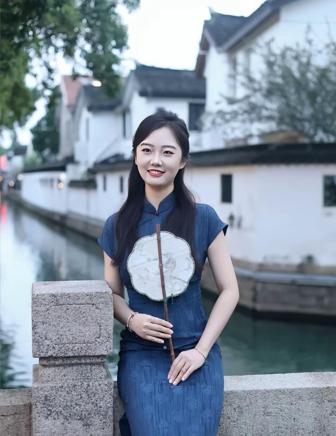 旅游计次票：自由与规训的一体两面旅游计次票以“一次购买、多段乘坐”的承诺赋予游