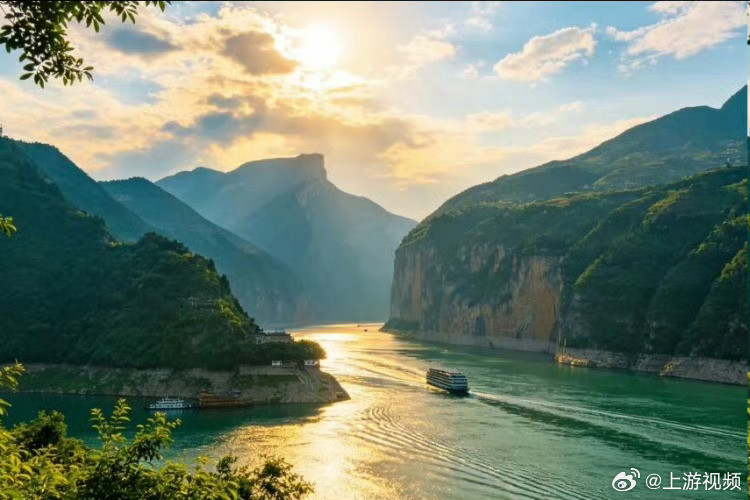 #重庆文旅给毕业生送专属福利#【免票or半价！重庆文旅送给毕业生的专属福利上线】