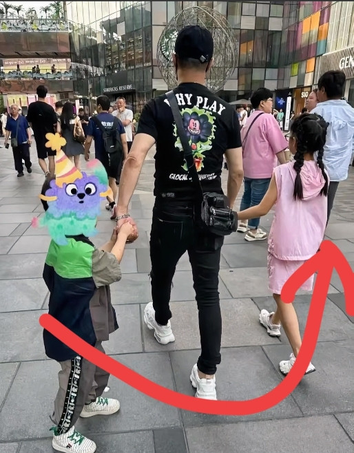 森林北不愧是人间清醒！她深知论颜值自己不如章子怡，论温柔也比不上马筱梅，所以她