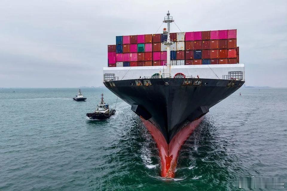 【银行家们紧张不安，金库富丽堂皇，美国指责中国——我与全球金融精英的一周】[省流