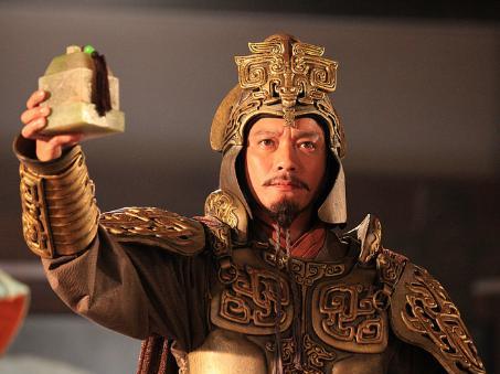 422年5月，宋武帝刘裕临终前，让大臣们辅佐太子刘义符，若有不测檀道济可领兵入卫