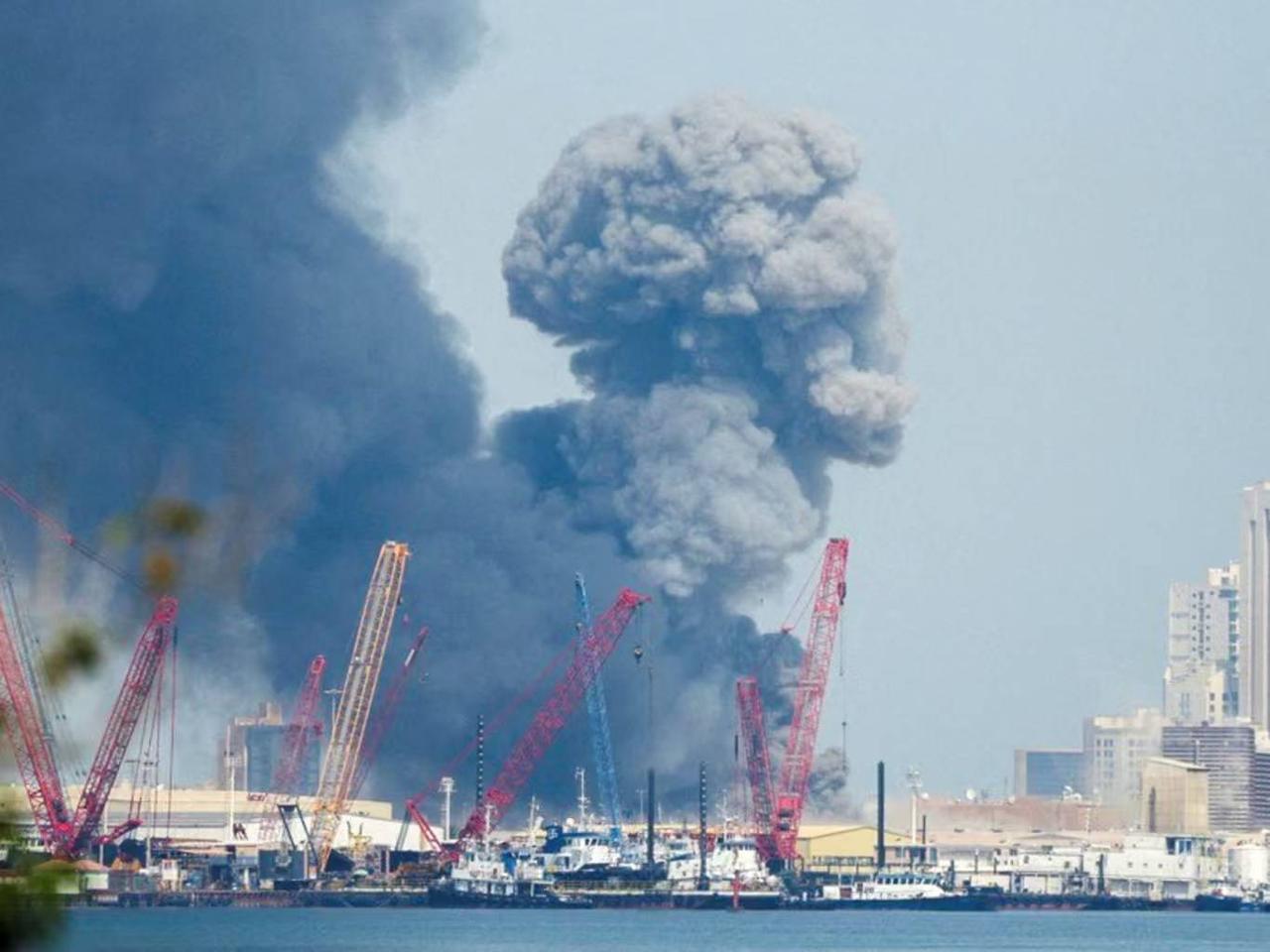 以前委内瑞拉马杜罗当总统时，做了件事彻底惹火了美国——卖石油不用美元结账。美国气