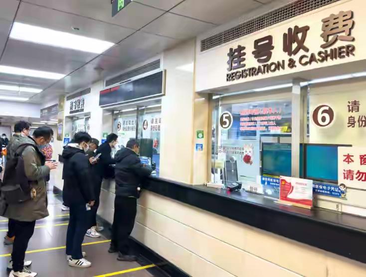 【发达？】国家统计局发布的2025年数据：全年国内生产总值突破140万亿元，稳