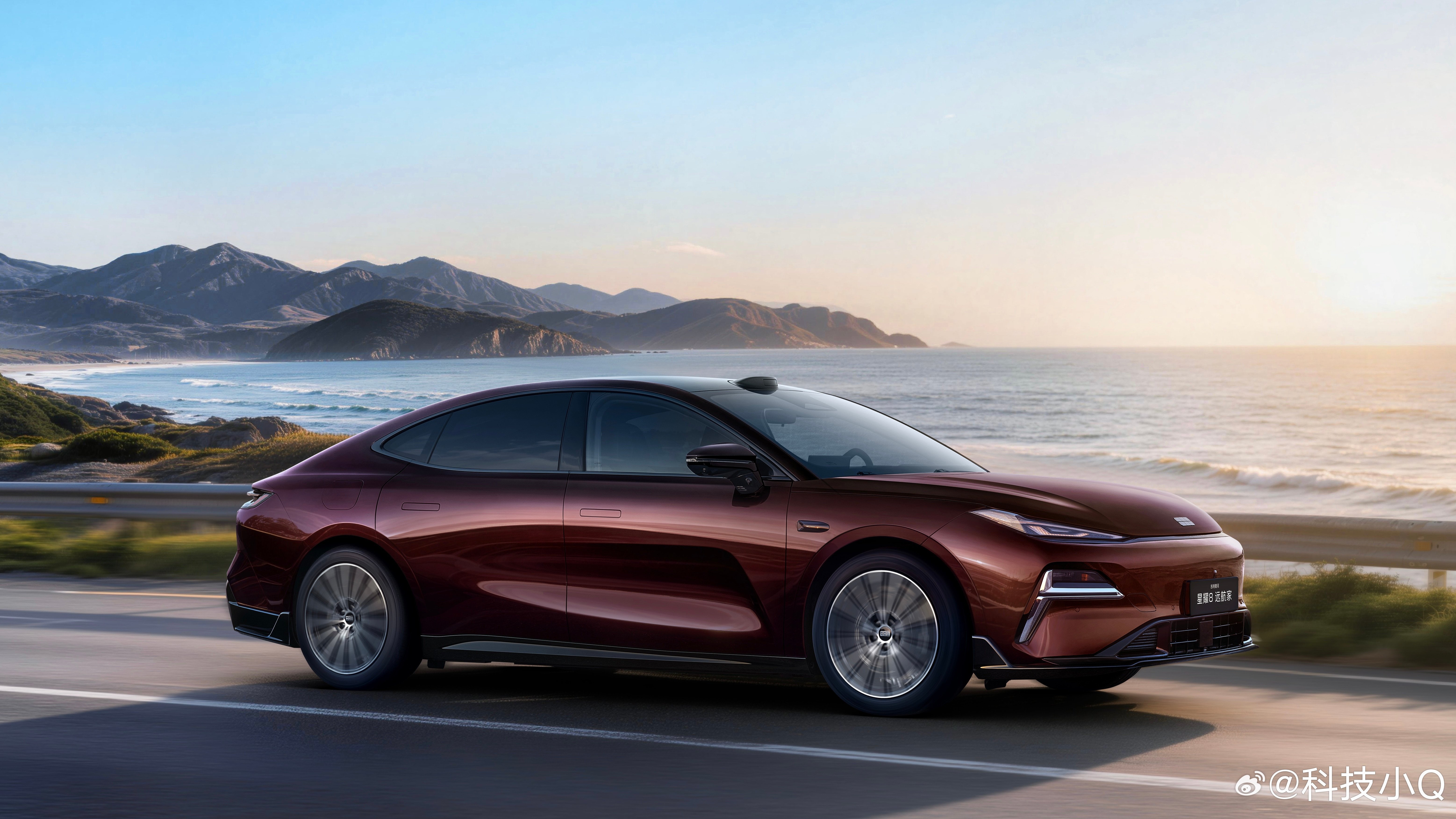 吉利银河星耀8远航家中高级插混轿车销量冠军吉利银河星耀8新款来啦！225km