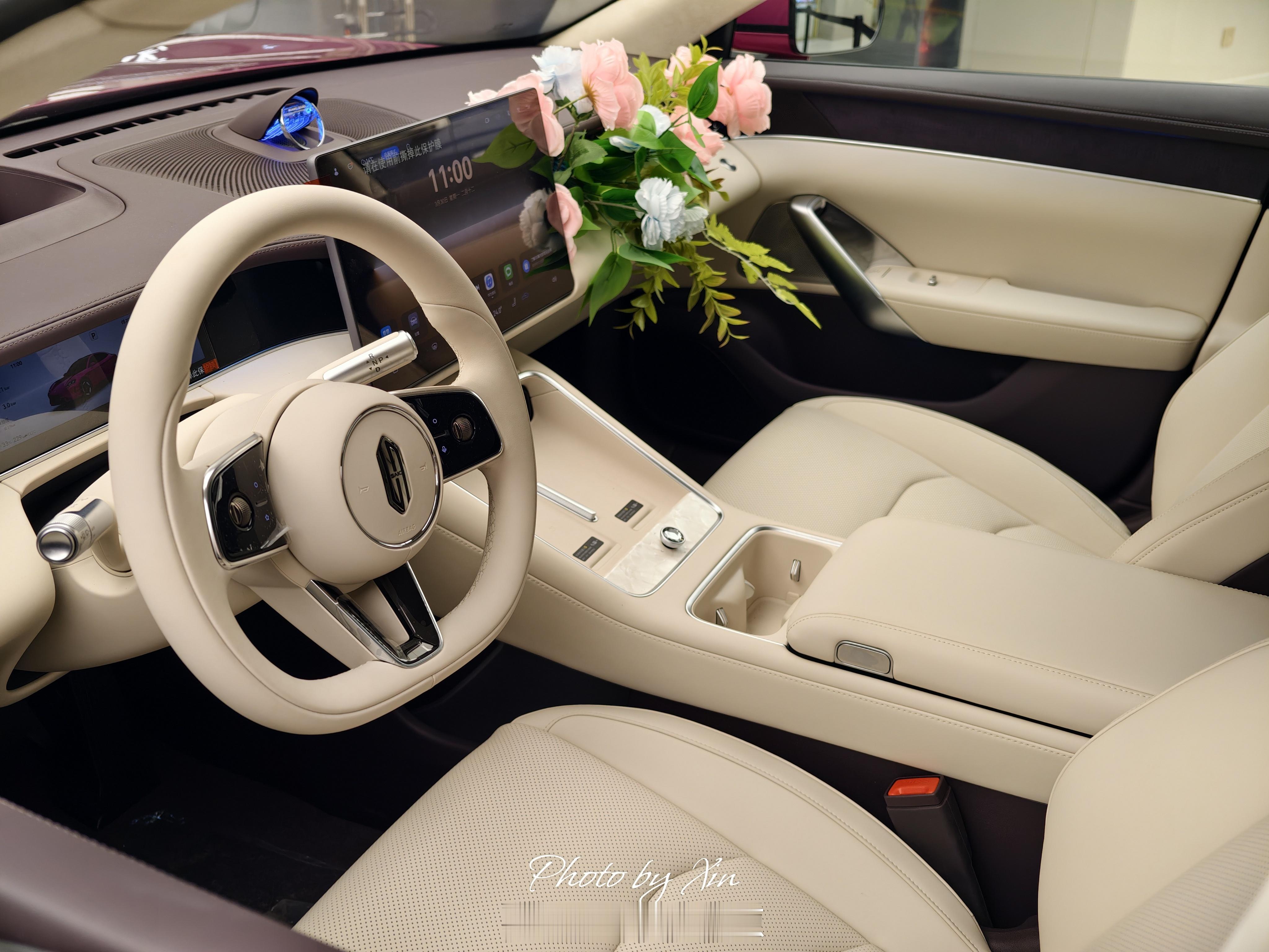 原本说试驾车19，20就能到了，不过刚刚销售和我说要等后续消息了尚界应该是在抓品