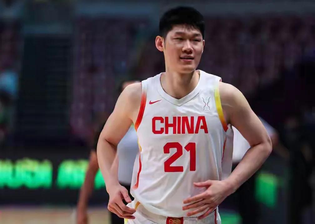 胡金秋和周琦，到底谁更厉害？目前比较权威的解读哦！首先，从静态天赋分析:胡金