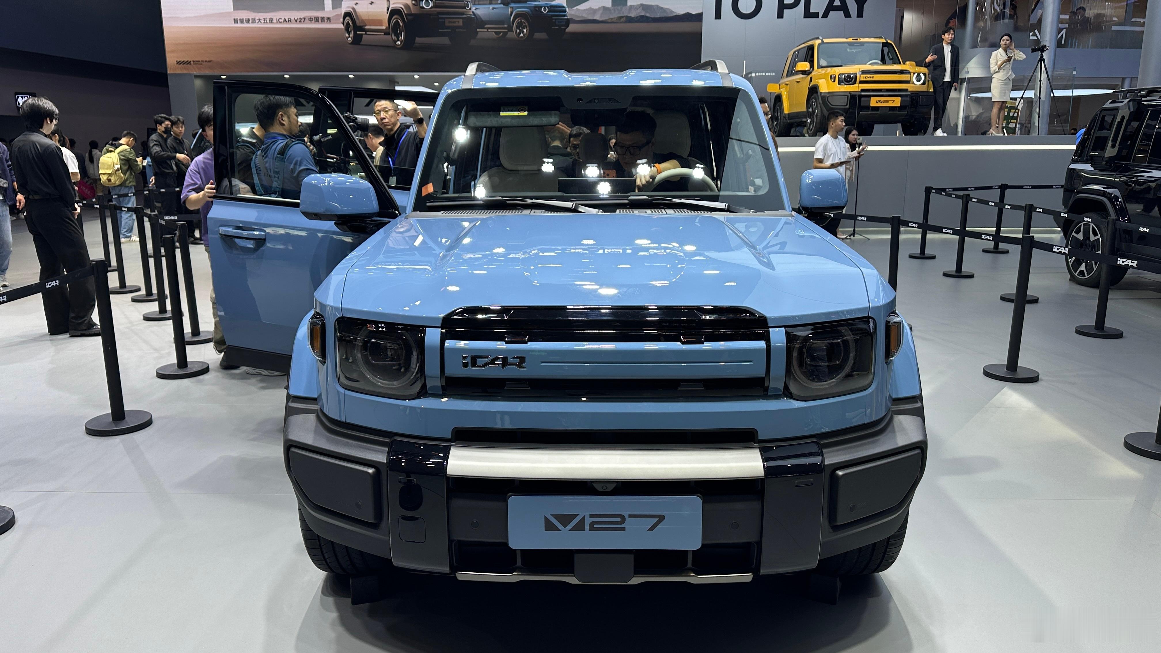 iCARV27真的是越看越好看！iCAR整个品牌越走越有性格复古味道够浓，而且