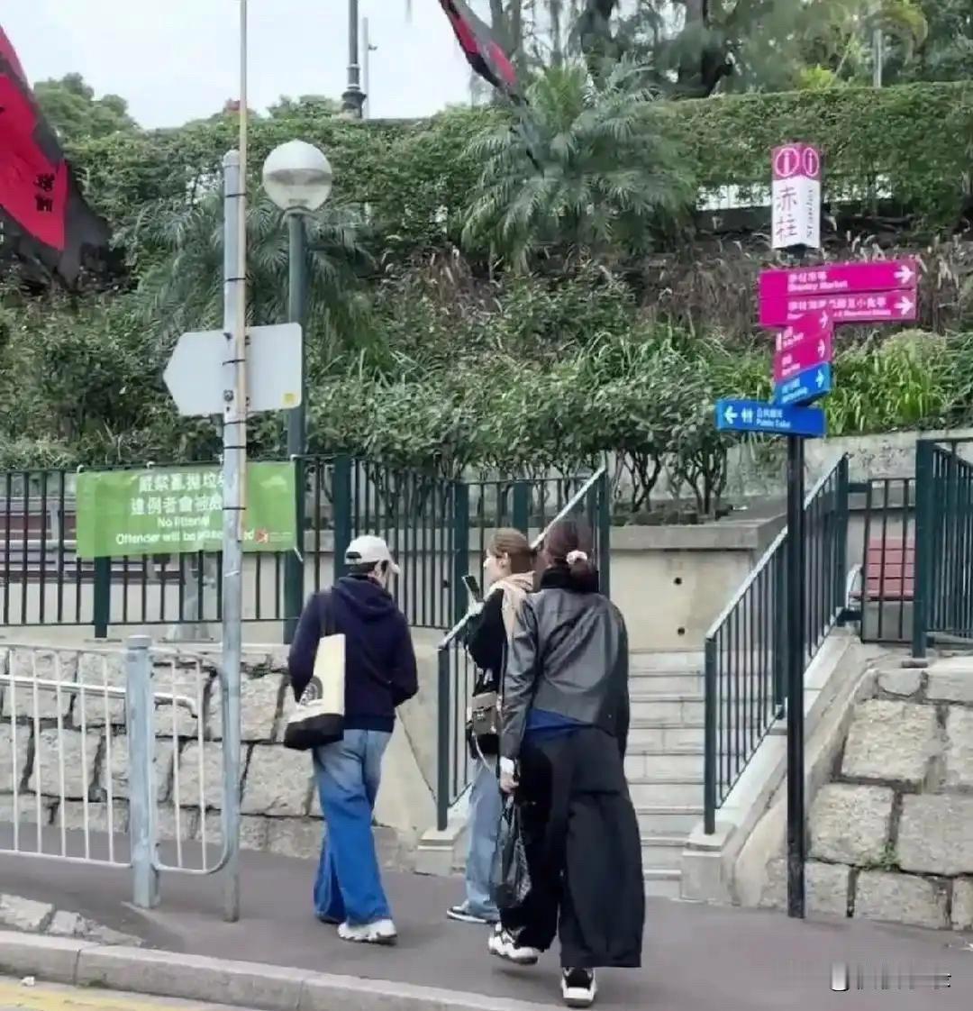 蔡‏少‏‏芬、洪欣和陈法蓉，这‏仨‍‍‏在‏圈‌‍⁠里是‌‏出了名的好姐妹‌，3