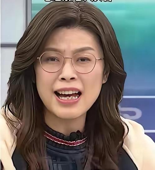 中国国民党主席郑丽文打算删除党章中的“反对共产主义”，结果却遭到柯志恩的坚决反对