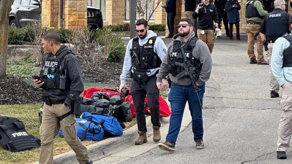 一天两起恶性袭击！底特律教堂+弗吉尼亚校园，美国本土安全防线告急。当地时