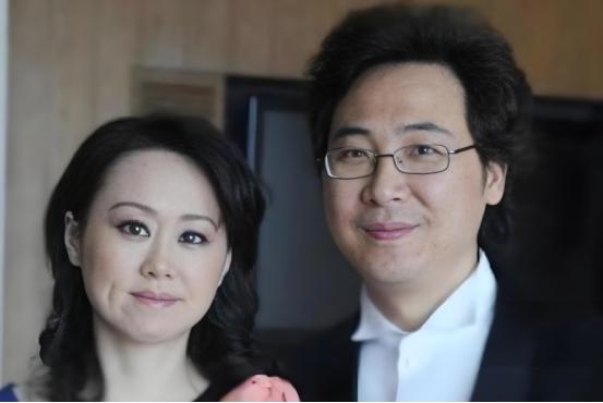 廖昌永把四川农村的老母亲接到上海一起住，妻子王嘉一句话“妈就是妈，来了就住客房”