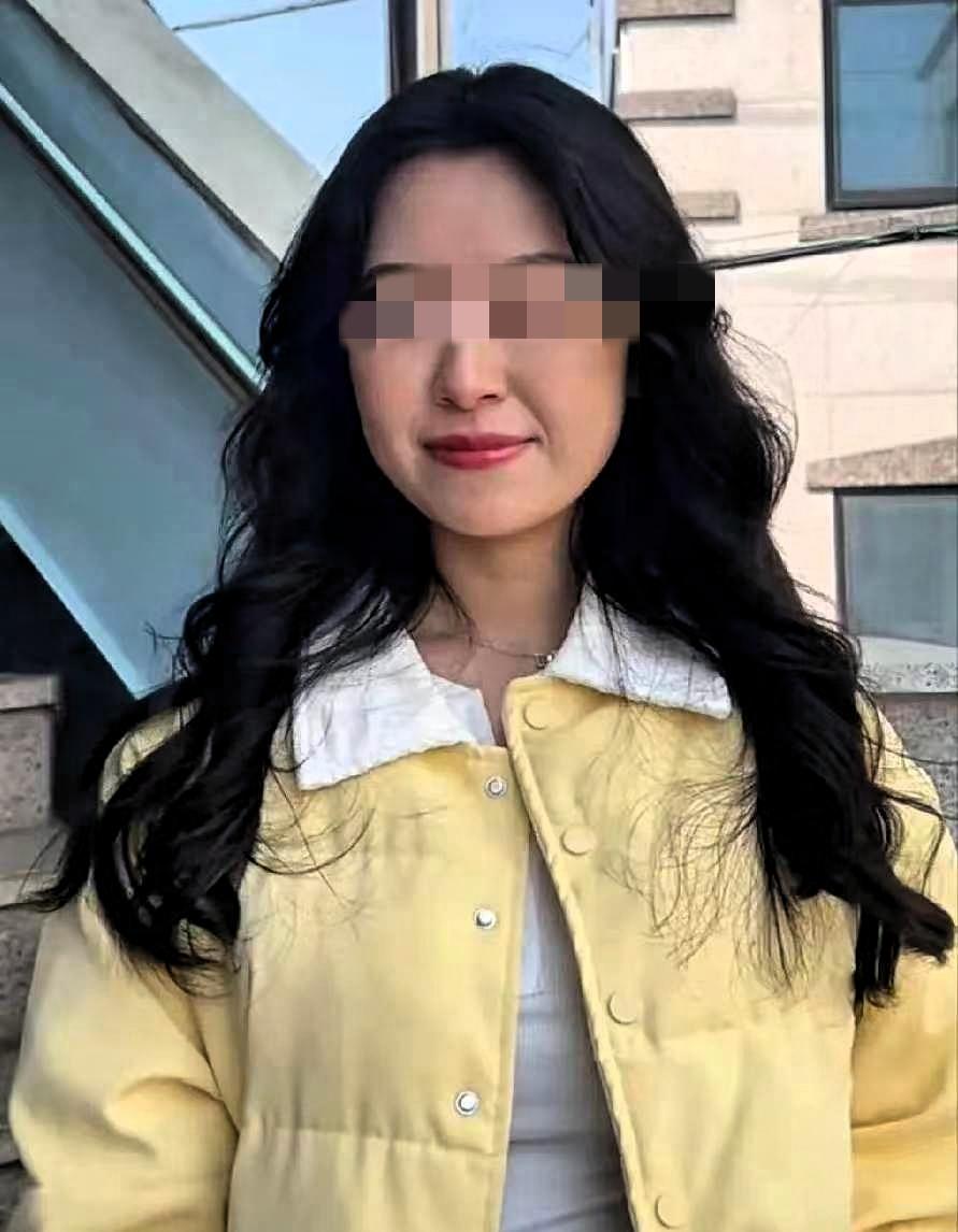 凶手在他自己家里，藏着一个25岁女孩的遗体。而她的父母，至今还不知道女儿已经没了
