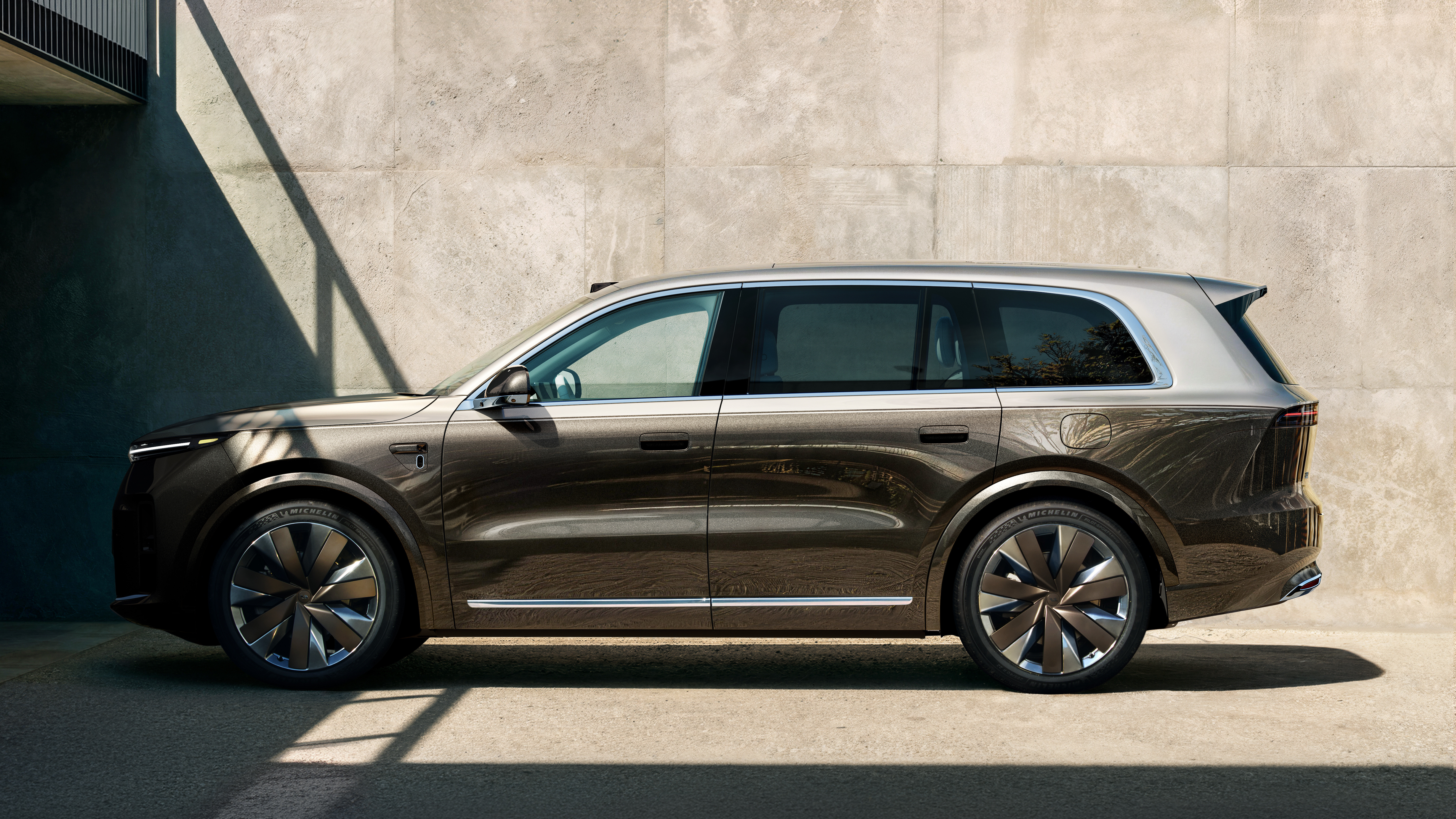 全新一代理想L9来了！廉颇老矣尚能饭否？