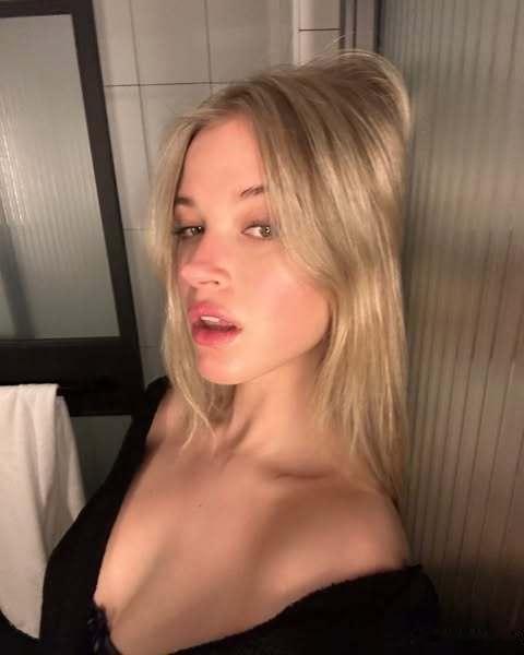 蜘蛛侠的邻居女孩，演员TarynMarieButler，有人猜是格温，续集还