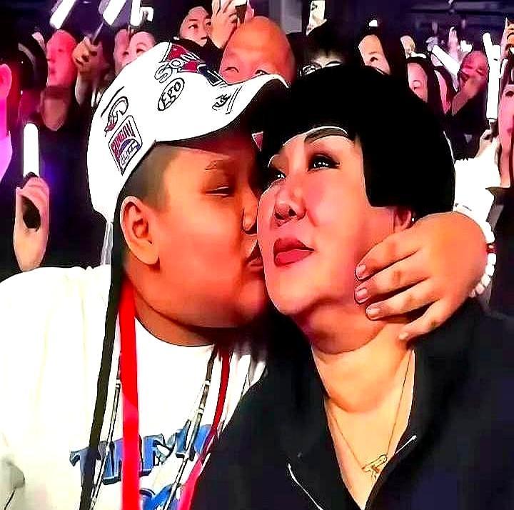 郭德纲打工，后妈王惠控股99%，亲儿子郭麒麟却死活不接班，这家里到底谁说了算？