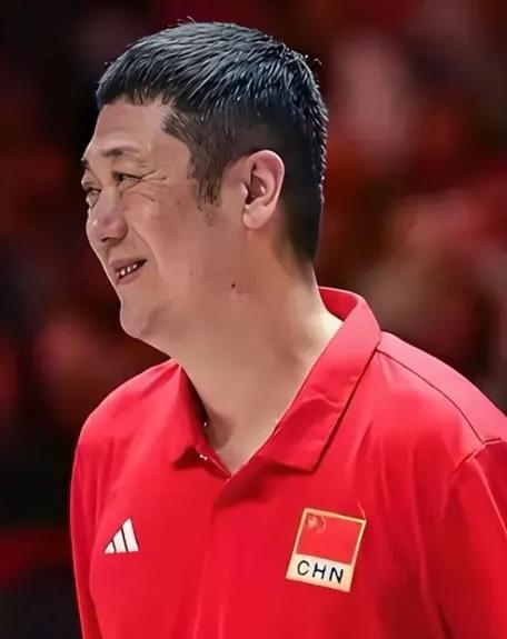 江苏女排在联赛半决赛的首场比赛中0比3脆败于天津女排，这让我们不得不感叹，拥有国