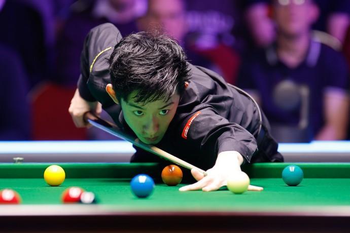 北京时间3月18日，斯诺克玉山公开赛继续展开争夺，中国选手8人打进32强，他们分