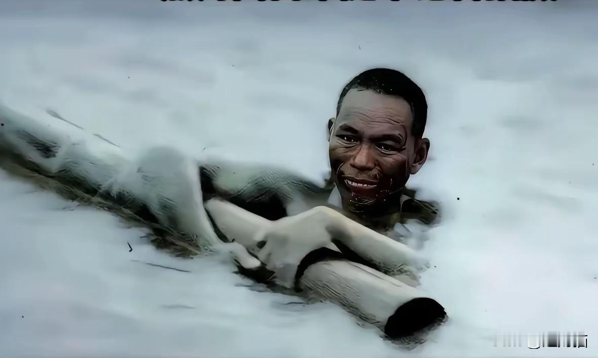 一张令人心痛的照片！1937年11月，寒冬一侦察员为国捐躯，眼神中充满了绝望！牺