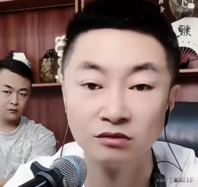 九天说沈曼有点小题大做，目的是想把洋洋洋干没了！九天